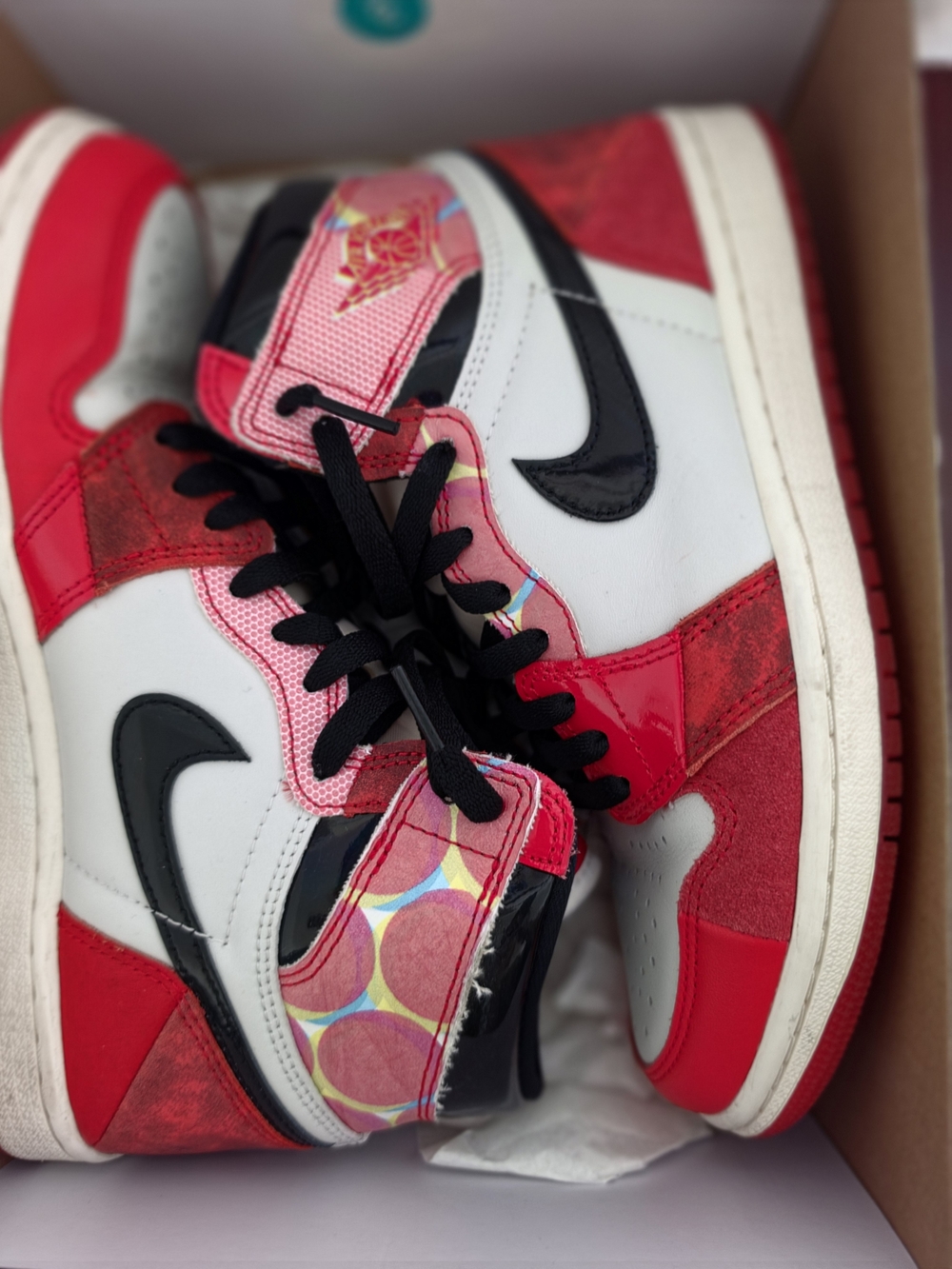 JORDAN 1 Retro High OG Spider-verse Sneakers - Men's 7.5 - Excellent Condition - Picture 3 of 12